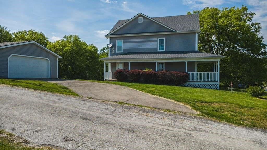 1261 SE Mill Street, Dearborn, MO 64439