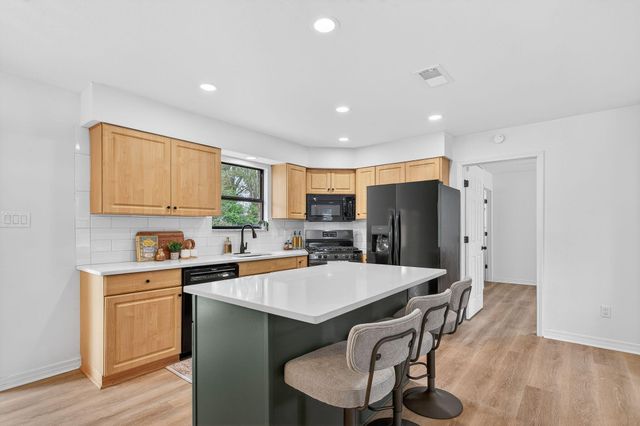 6649 Black Oak Place, Pensacola, FL 32526