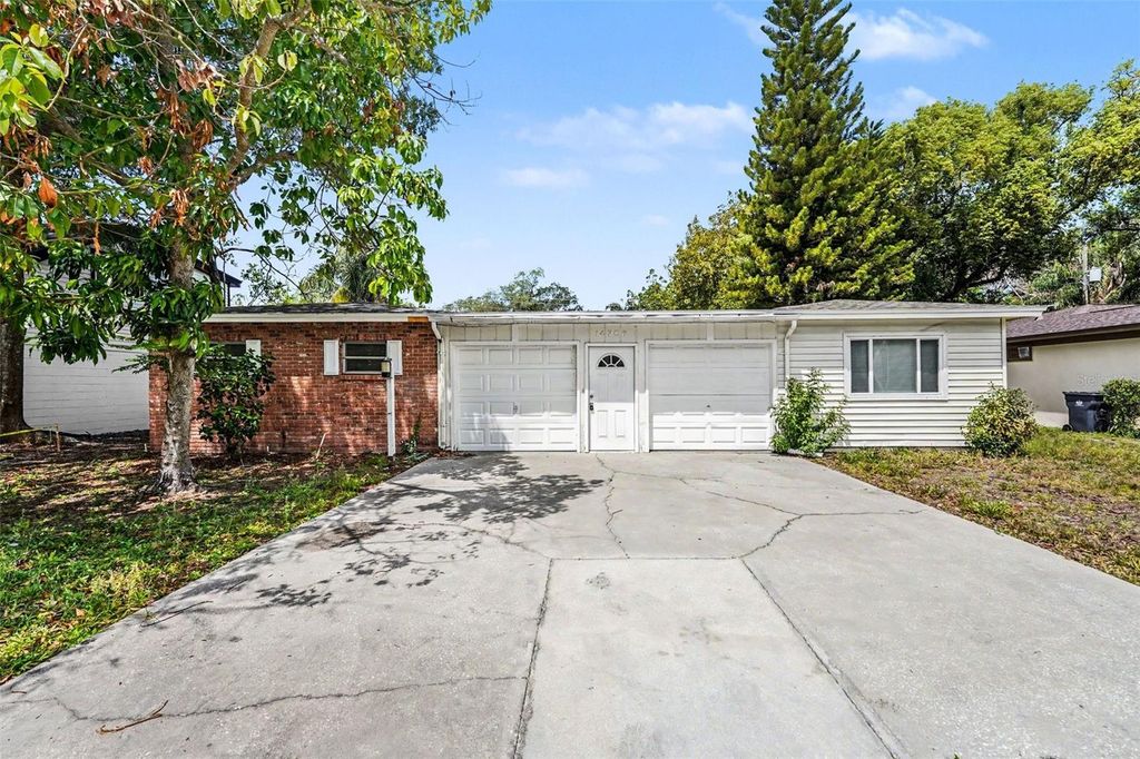 14706 CARNATION DRIVE, Tampa, FL 33613