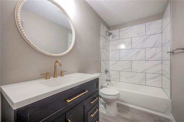 6728 Montana Court, Kansas City, KS 66111