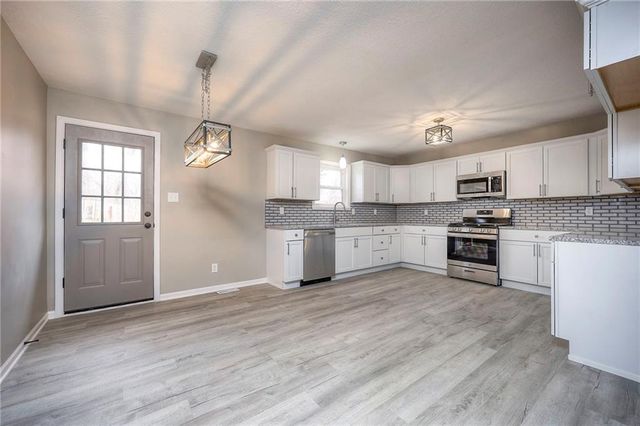 6728 Montana Court, Kansas City, KS 66111