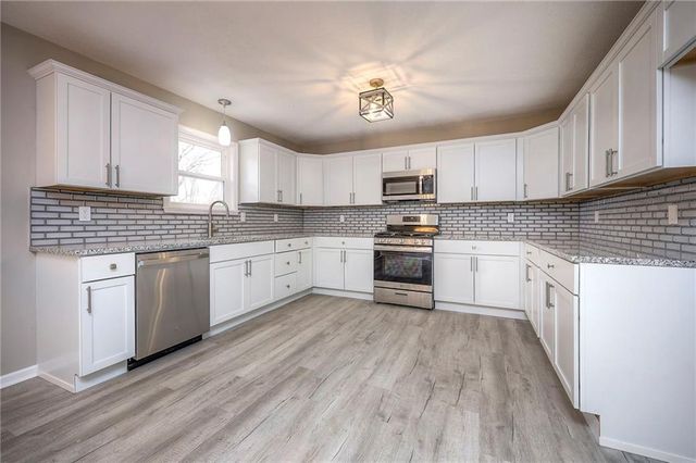 6728 Montana Court, Kansas City, KS 66111