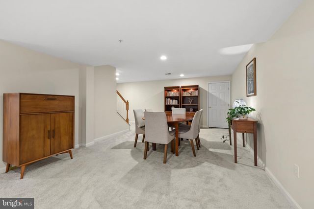 8522 MOUNTAINHOLLY DR, Pikesville, MD 21208