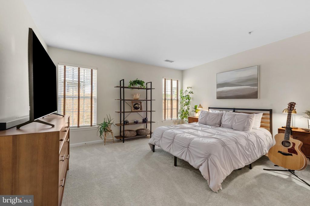 Image 35 of property listing at 8522 MOUNTAINHOLLY DR, Pikesville, MD 21208