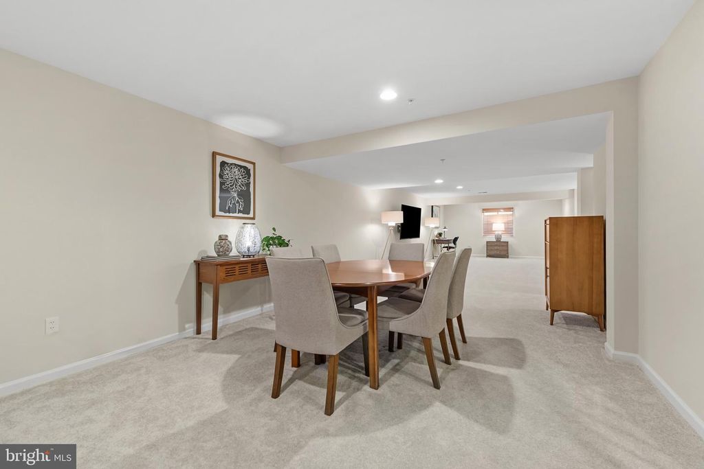 Image 45 of property listing at 8522 MOUNTAINHOLLY DR, Pikesville, MD 21208