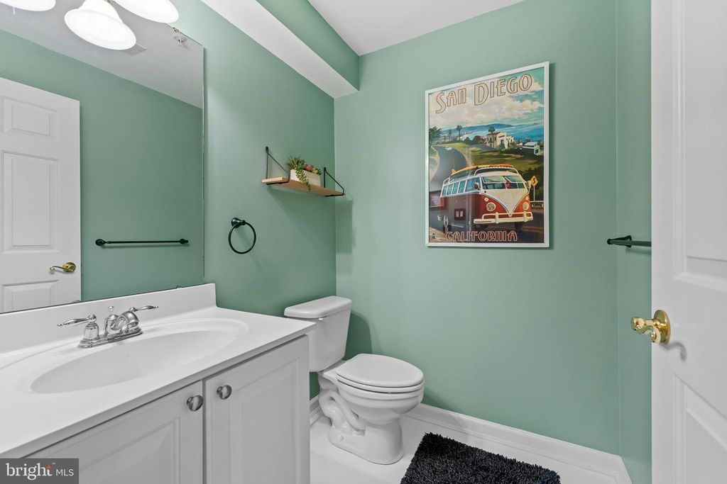 Image 54 of property listing at 8522 MOUNTAINHOLLY DR, Pikesville, MD 21208