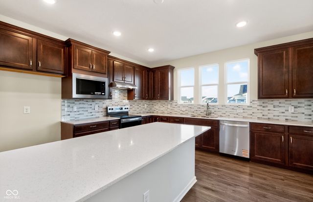 757 Daisy Street, Greenwood, IN 46143