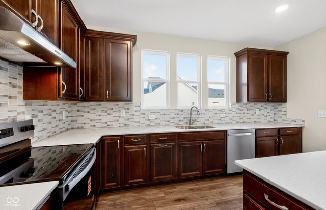 757 Daisy Street, Greenwood, IN 46143