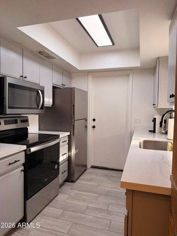 2554 W kathleen Road, Phoenix, AZ 85023