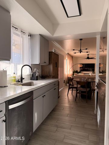 2554 W kathleen Road, Phoenix, AZ 85023