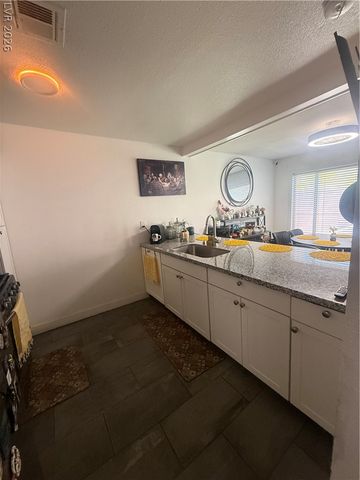 3929 Calle Esquina, Las Vegas, NV 89103