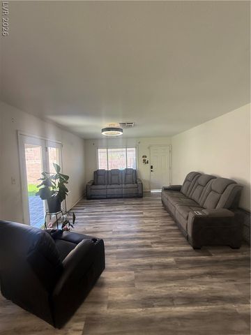 3929 Calle Esquina, Las Vegas, NV 89103