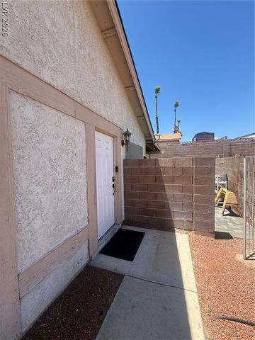 3929 Calle Esquina, Las Vegas, NV 89103
