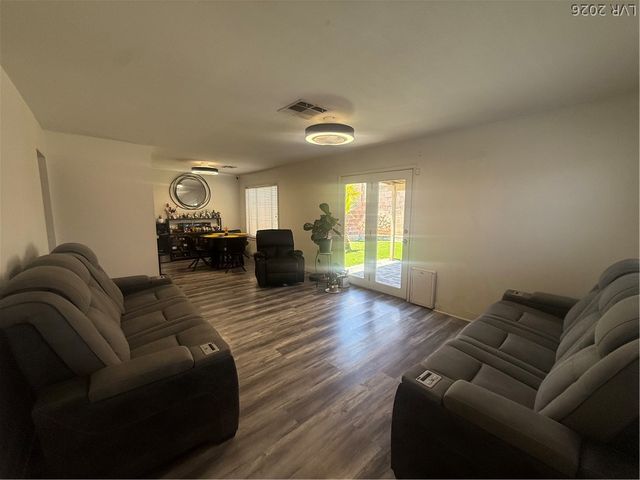 3929 Calle Esquina, Las Vegas, NV 89103