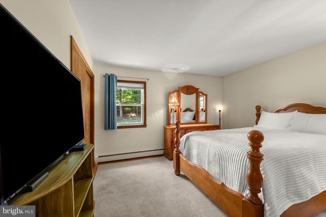 1248 POUDER RD, Sykesville, MD 21784