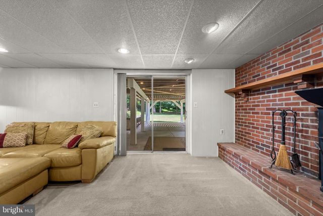 1248 POUDER RD, Sykesville, MD 21784