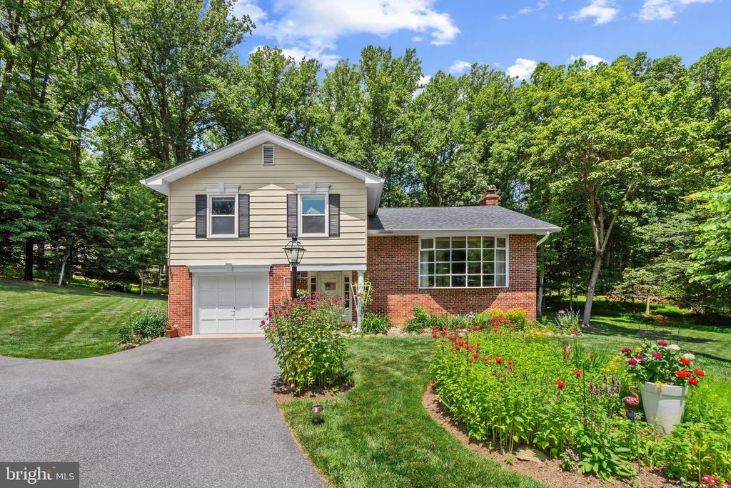 1248 POUDER RD, Sykesville, MD 21784
