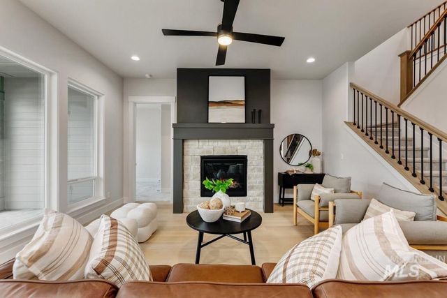 9127 W River Otter Dr, Boise, ID 83714