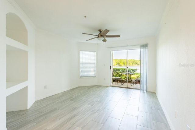 4209 WOODSTORKS WALK WAY 1110, Lutz, FL 33558