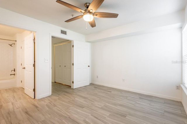 4209 WOODSTORKS WALK WAY 1110, Lutz, FL 33558