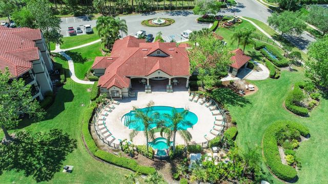 4209 WOODSTORKS WALK WAY 1110, Lutz, FL 33558