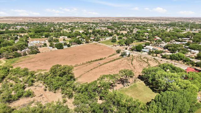 2220 Muniz Road SW, Albuquerque, NM 87105
