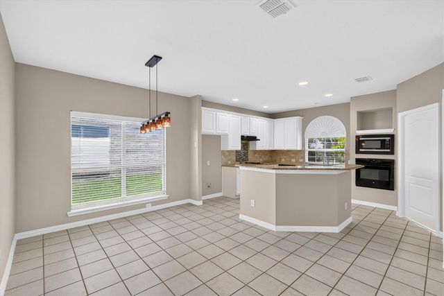 8005 Strecker Lane, Plano, TX 75025