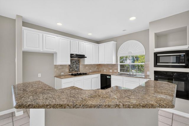 8005 Strecker Lane, Plano, TX 75025