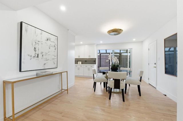 1003 Rosa Avenue, Sunnyvale, CA 94086