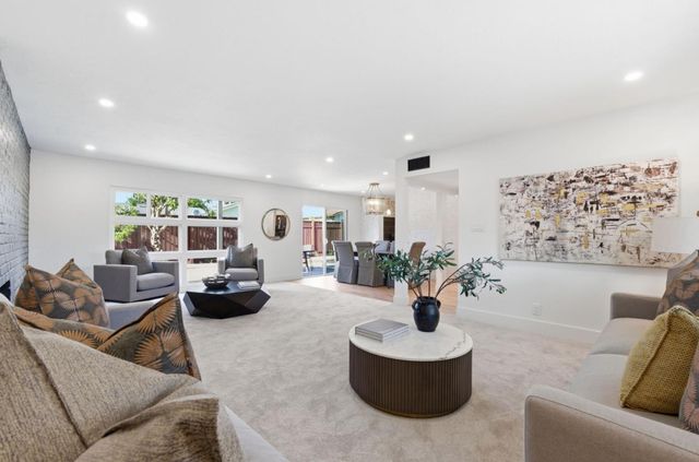 1003 Rosa Avenue, Sunnyvale, CA 94086