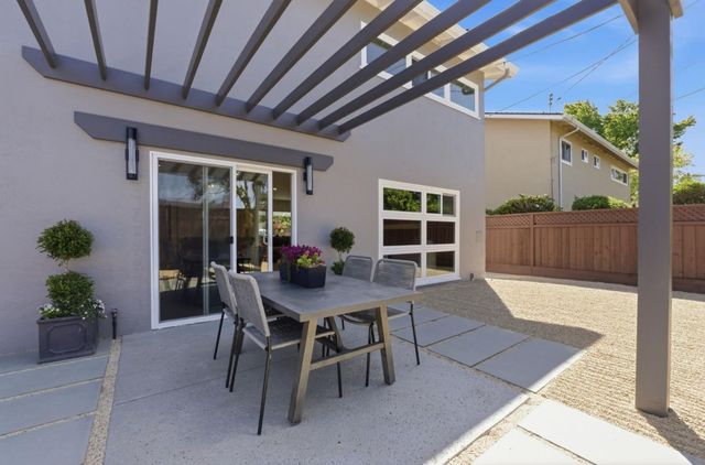 1003 Rosa Avenue, Sunnyvale, CA 94086