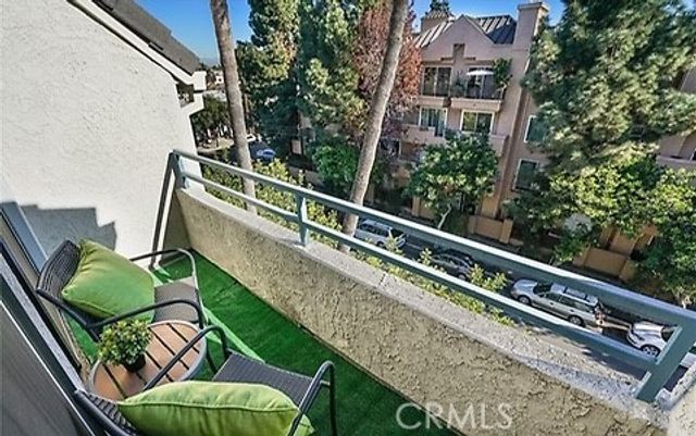 720 W 4th St 416, Long Beach, CA 90802