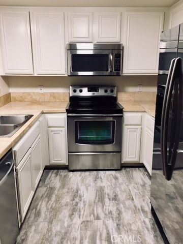 720 W 4th St 416, Long Beach, CA 90802