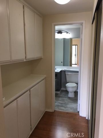 720 W 4th St 416, Long Beach, CA 90802