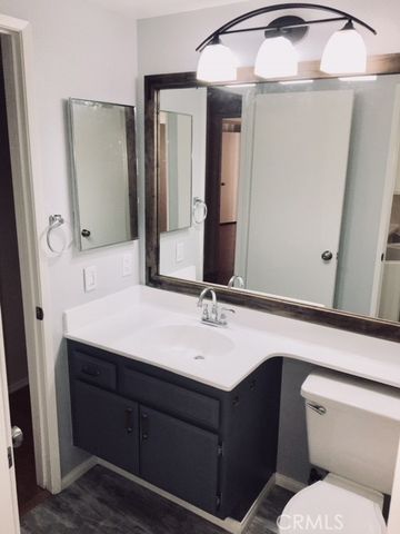 720 W 4th St 416, Long Beach, CA 90802