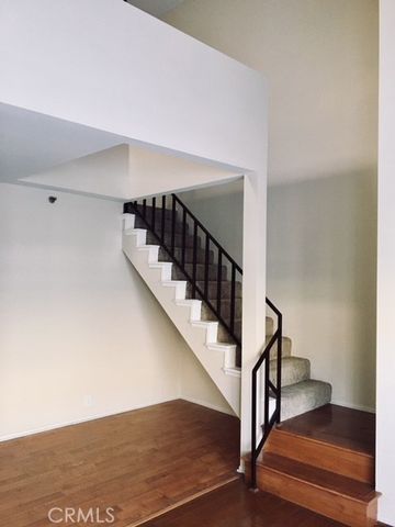720 W 4th St 416, Long Beach, CA 90802