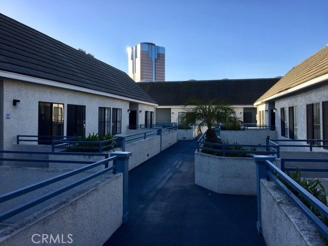 720 W 4th St 416, Long Beach, CA 90802