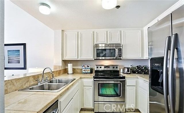 720 W 4th St 416, Long Beach, CA 90802