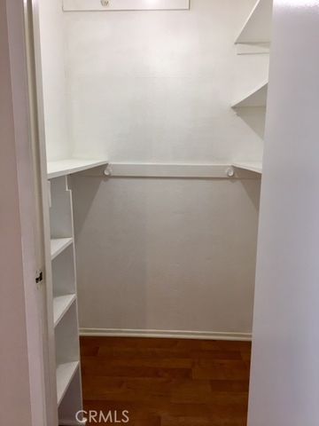 720 W 4th St 416, Long Beach, CA 90802