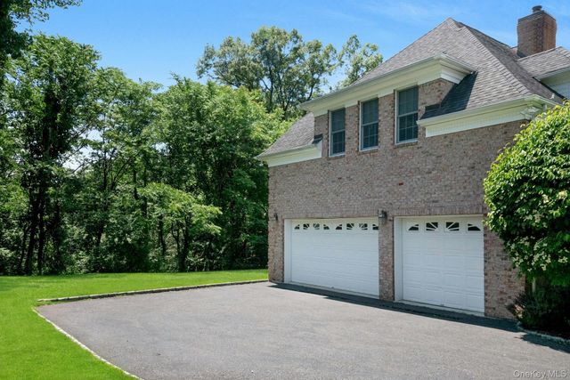 64 Stonewall Circle, West Harrison, NY 10604