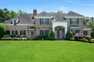 64 Stonewall Circle, West Harrison, NY 10604