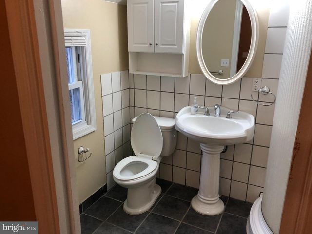 550 NW AVE, Vineland, NJ 08360