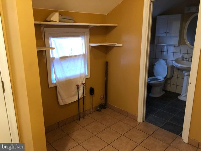 550 NW AVE, Vineland, NJ 08360