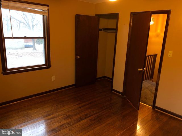 550 NW AVE, Vineland, NJ 08360