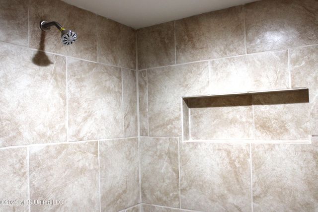 7338 Alexander Road, Olive Branch, MS 38654