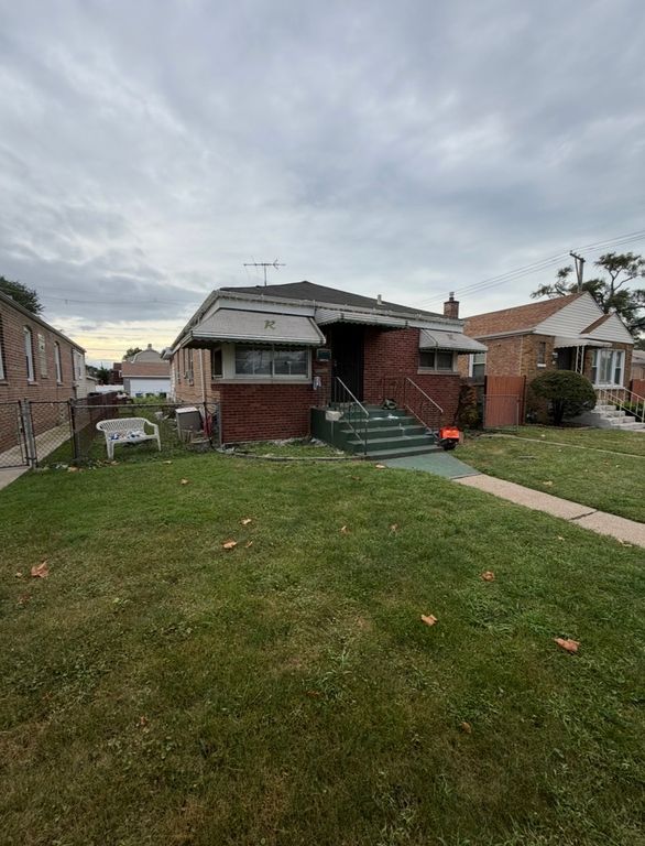 12718 S Parnell Avenue, Chicago, IL 60628 — exterior