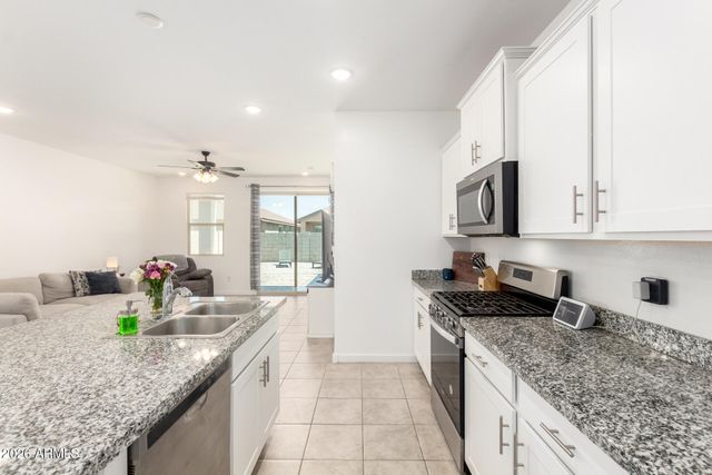 39985 W RIO LOBO Drive, Maricopa, AZ 85138