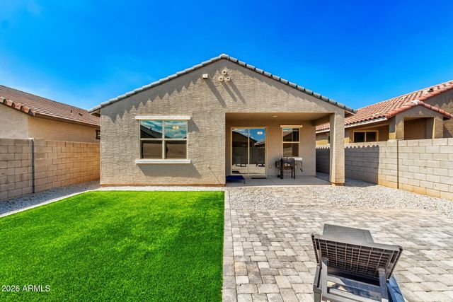 39985 W RIO LOBO Drive, Maricopa, AZ 85138