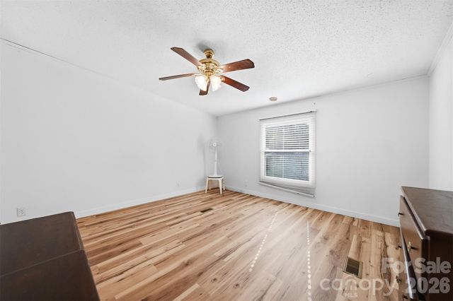 4377 Dry Pond Lane, Conover, NC 28613