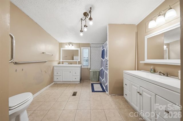 4377 Dry Pond Lane, Conover, NC 28613